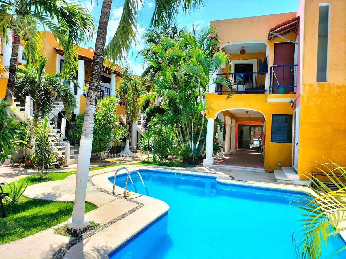 Hotel Acuario Playa Del Carmen Esterno foto