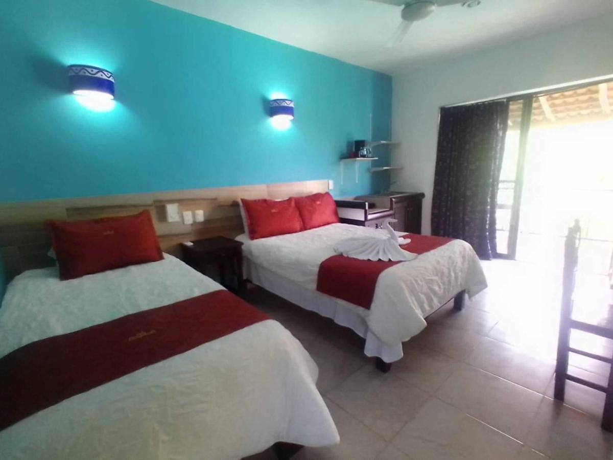 Hotel Acuario Playa Del Carmen Esterno foto