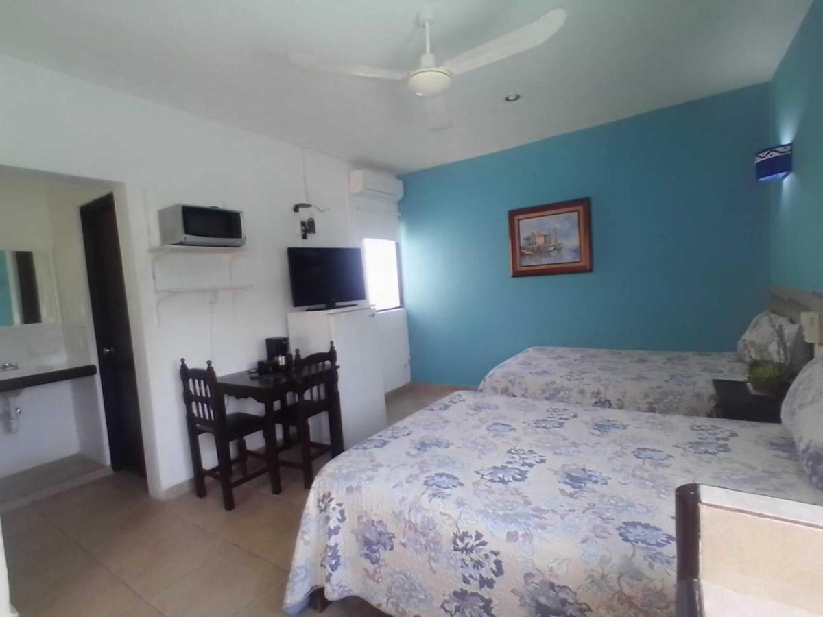 Hotel Acuario Playa Del Carmen Camera foto